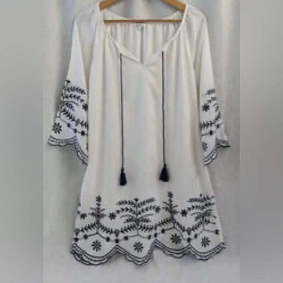 CC Chic Connection white black embroidered hem and sleeves top/dress - Picture 6 of 6